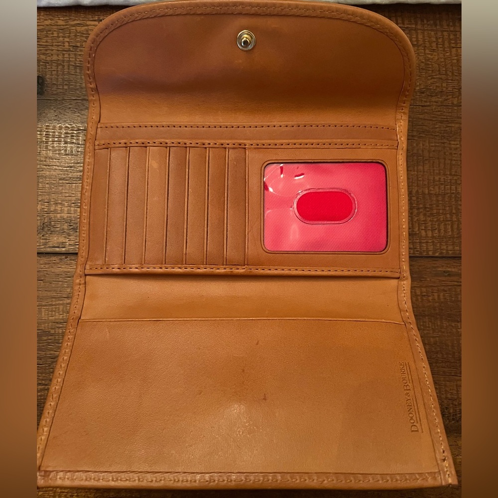 Dooney & Bourke | Snake Embossed Wallet - Picture 7 of 9